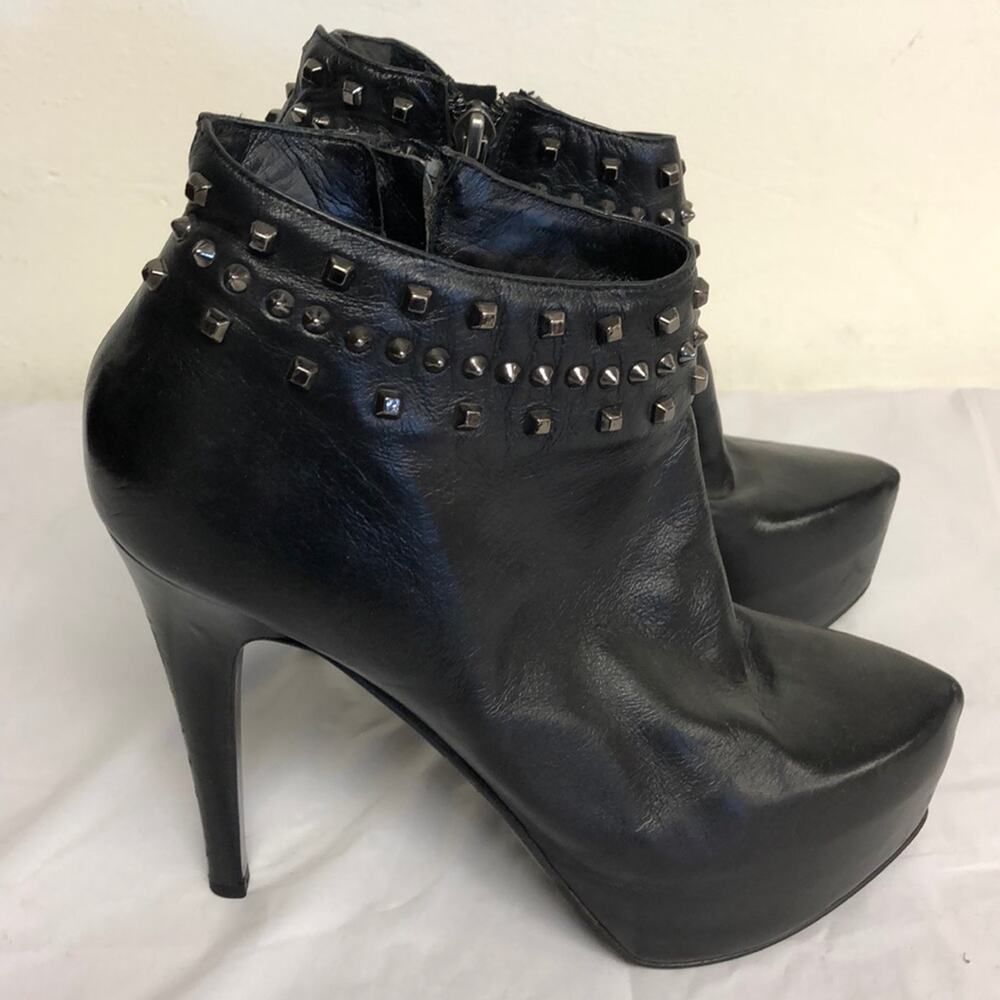Nando Muzi Italia  studded Ankle Leather Boots 38 USA 8